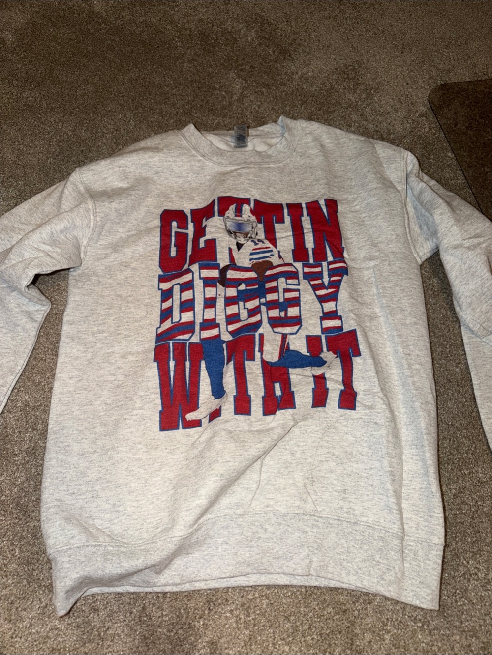 Gray Athletic Crewneck Sweatshirt with Red & Blue Graphic